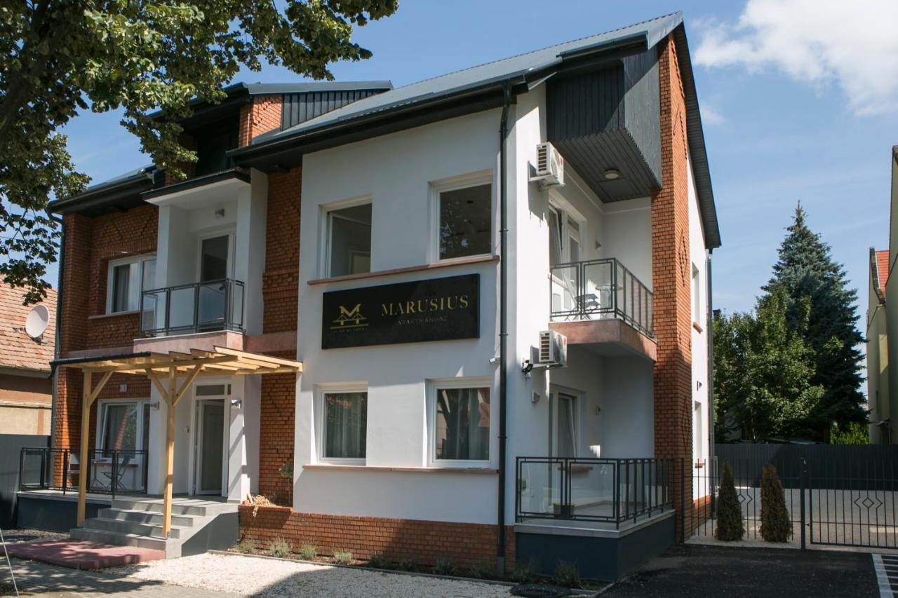 Marusius Apartmanhaz Mako Luaran gambar